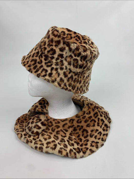 Vintage Leopard Faux Fur Hat and Scarf Set Brown Tan Button  display picture 2